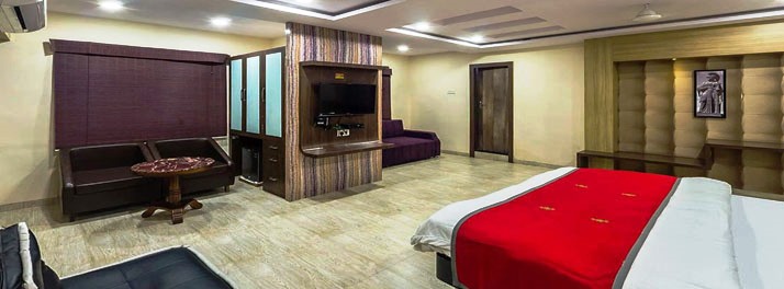 1605/Prashant Hotel - Indore 07.jpg